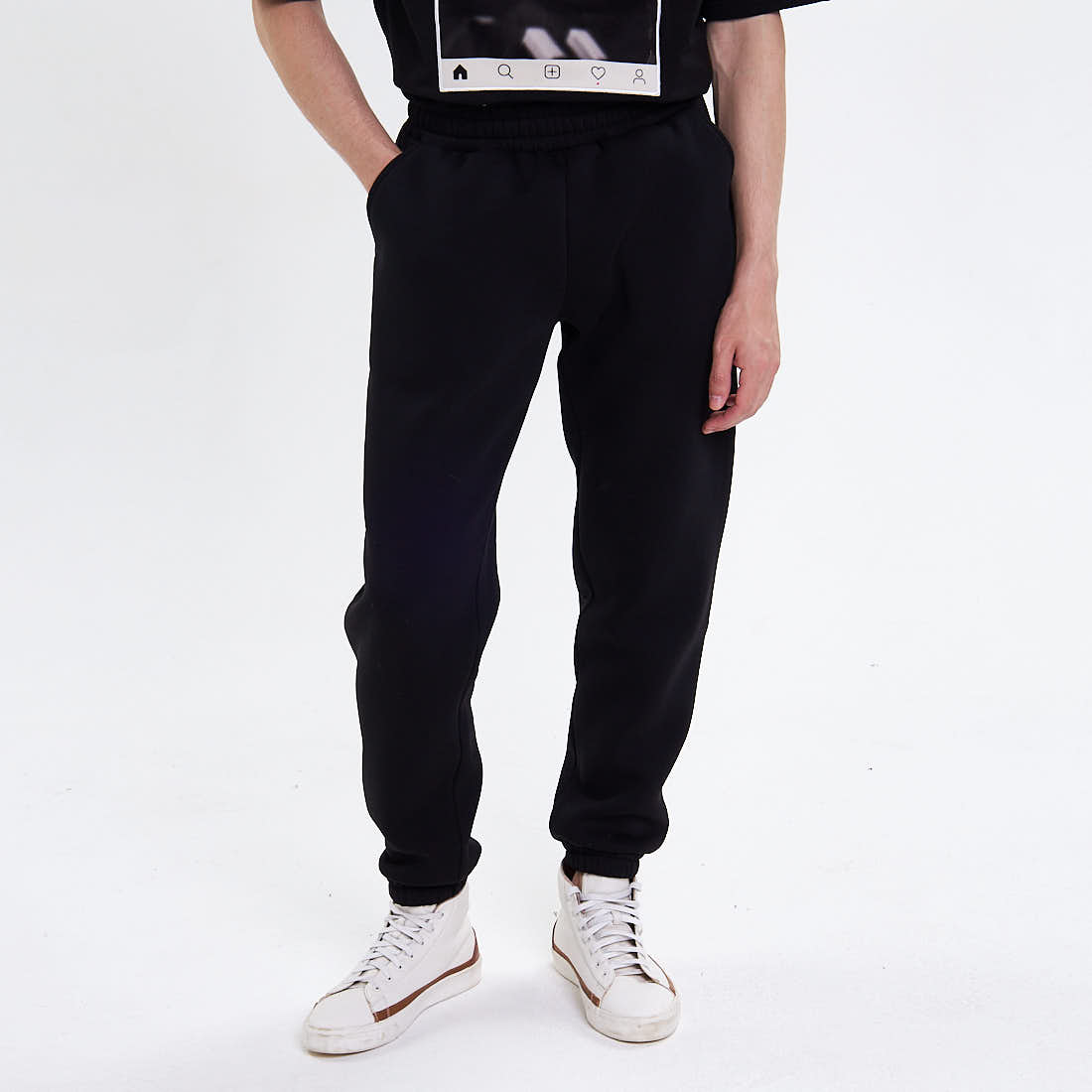 

Брюки и шорты LILIBU STORE, Чёрные хлопковые брюки-джоггеры LILIBU STORE