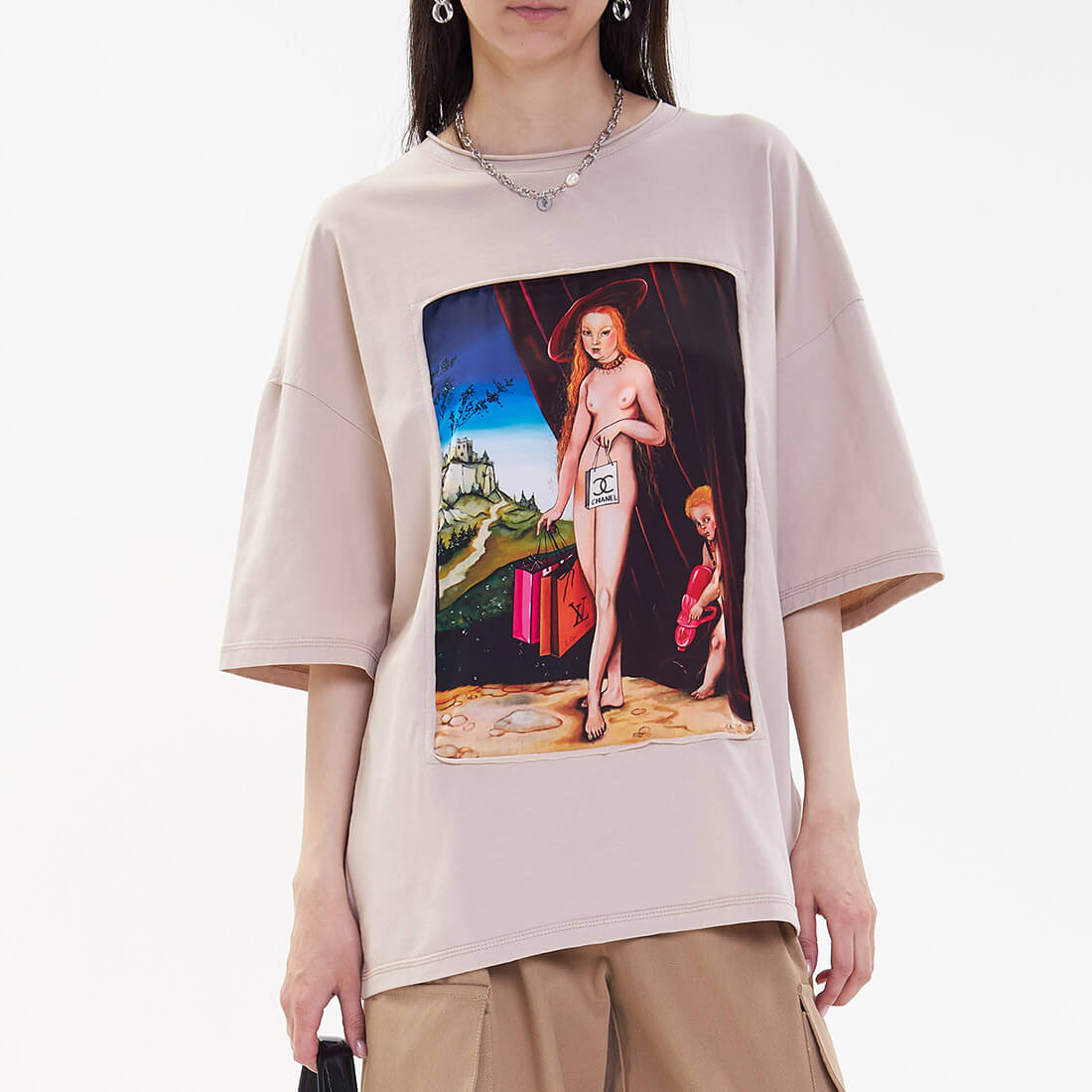 

Футболки ARTOGRAPH, Бежевая футболка с принтом "Dress up Venus" ARTOGRAPH